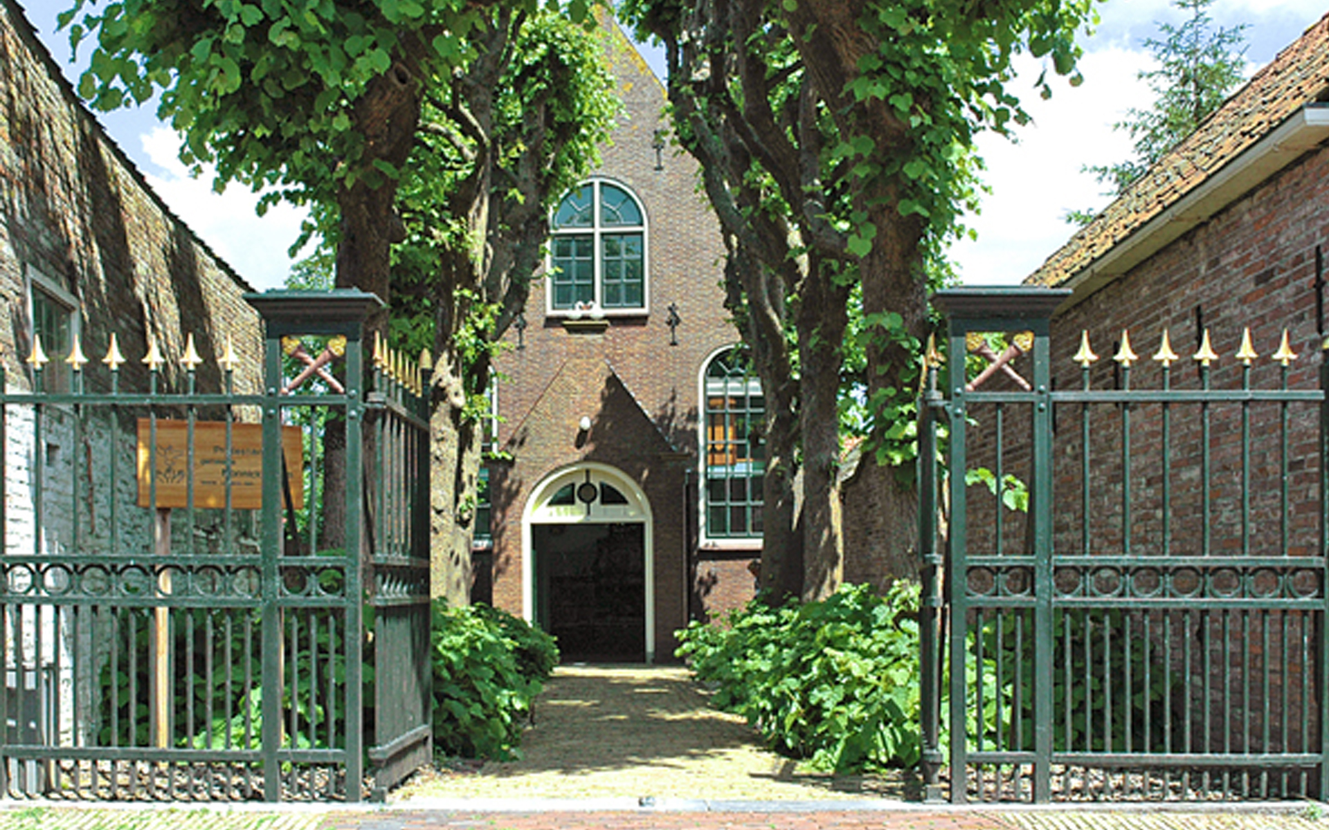Boekenmarkt Luthersekerk